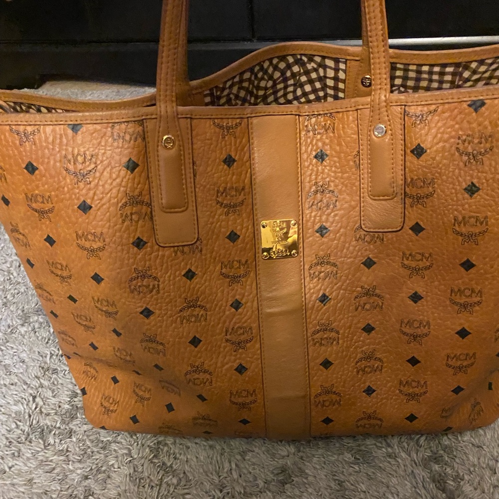 Authentic Mcm Liz Large Reversible Visetos Shopper Tote Bag